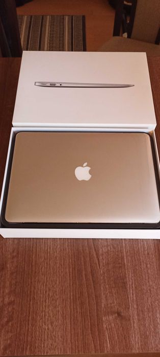 MacBook Air 13  A1466 Idealny 100 % Sprawny Nowa Bateria.