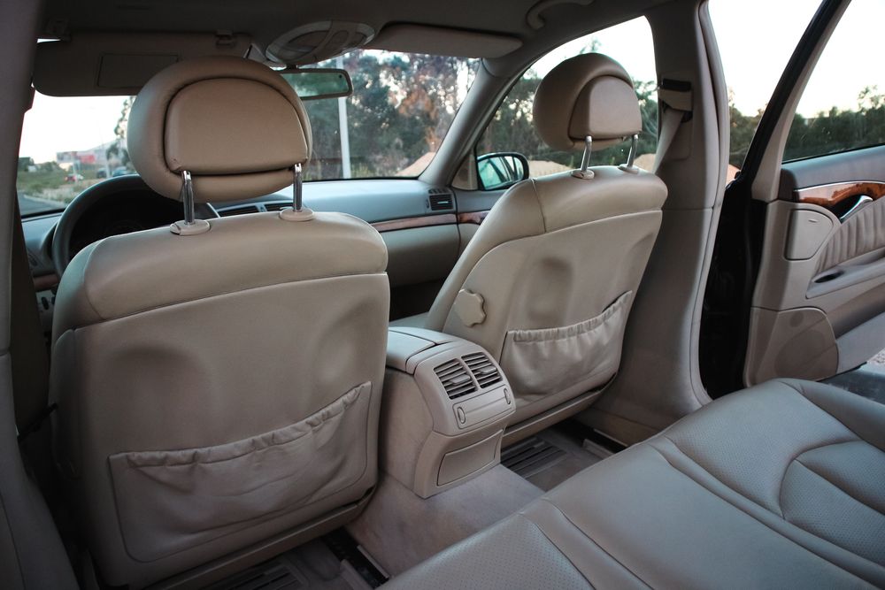 Mercedes-Benz E220