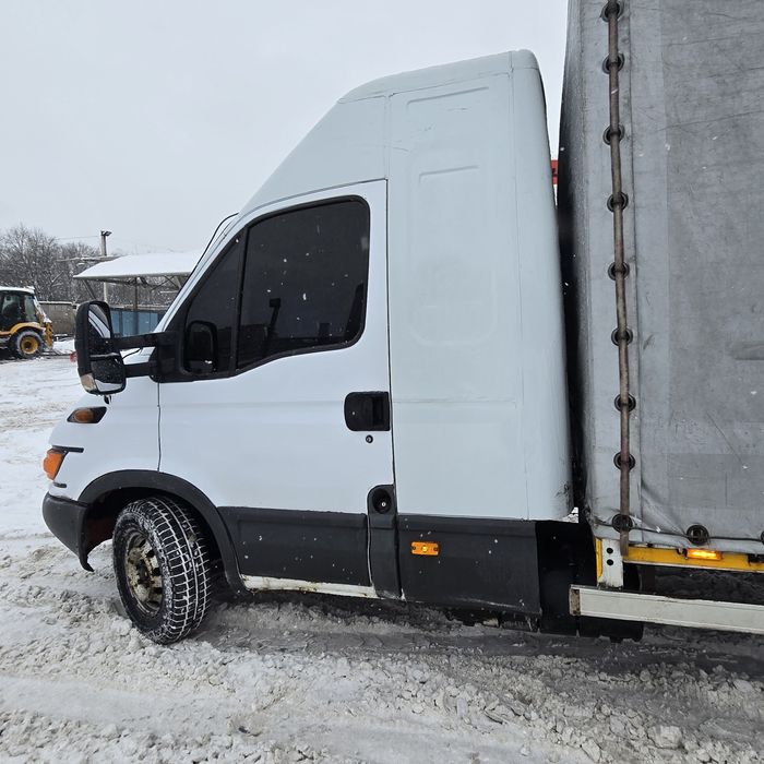 Продам івеко 2001 рік 2.8 мотор коробка 6-ступка категорія Б