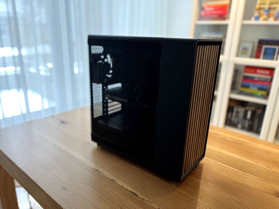 Komputer RTX 5070, AMD 8700 X3D, 32gb DDR5, B650M, 2TB SSD, WIN 11