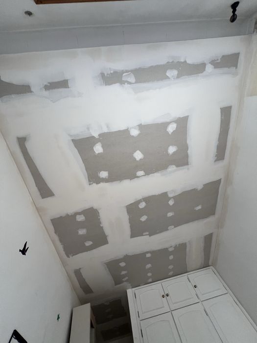 Trabalhamos  com pintura e revestimentos em pladu,Orçamentos gratuito!