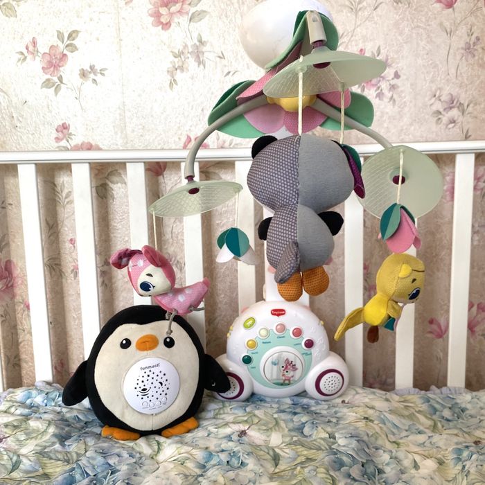 Мобіль tiny love