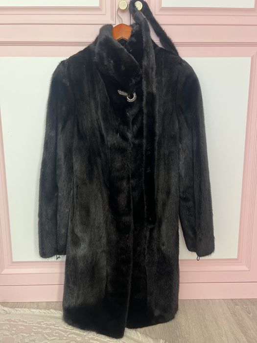Норкова шубка з поясом