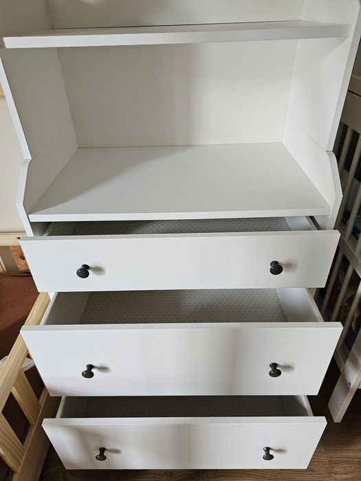 Cómoda Hauga (IKEA) 3 gavetas c/prateleira, branco, 70x116 cm