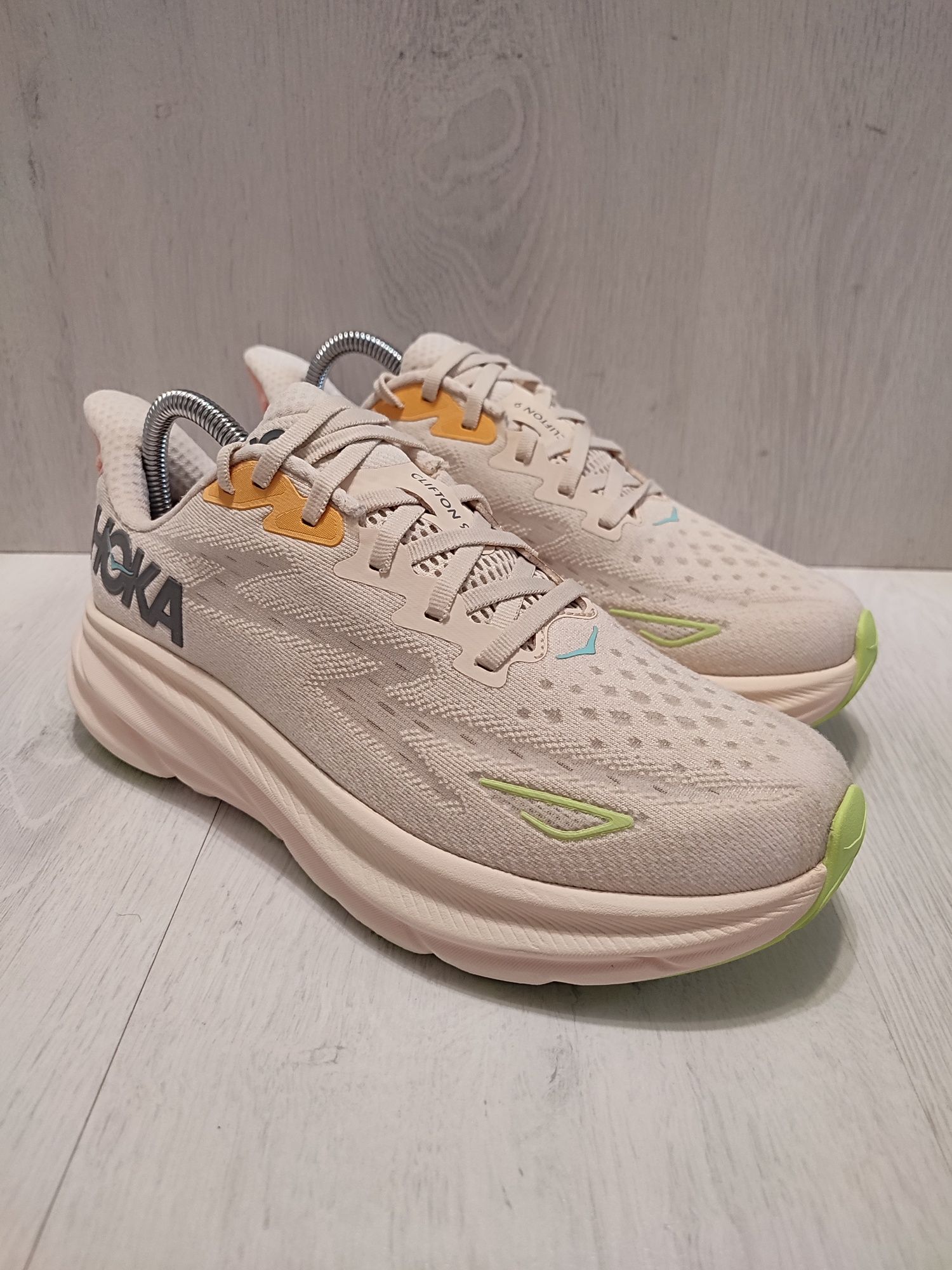 Hoka Clifton 9 40.5-25.5 см: 2 399 грн. - Кроссовки для бега Ровно на Olx