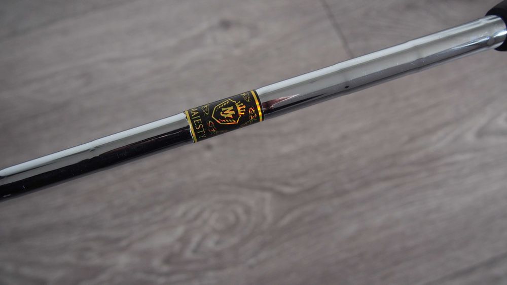 kij do golfa  Majesty Putter Black Premium 35''