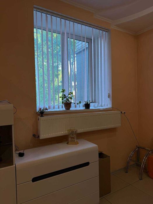 Продаж комерційного приміщення, район Круга!