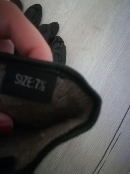 Rękawiczki damskie skórzane. Okazja.