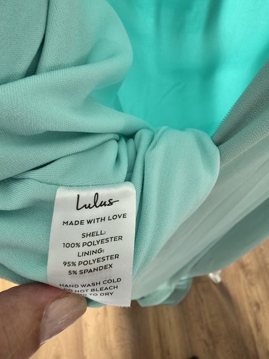 Vestido cerimónia a estrear
