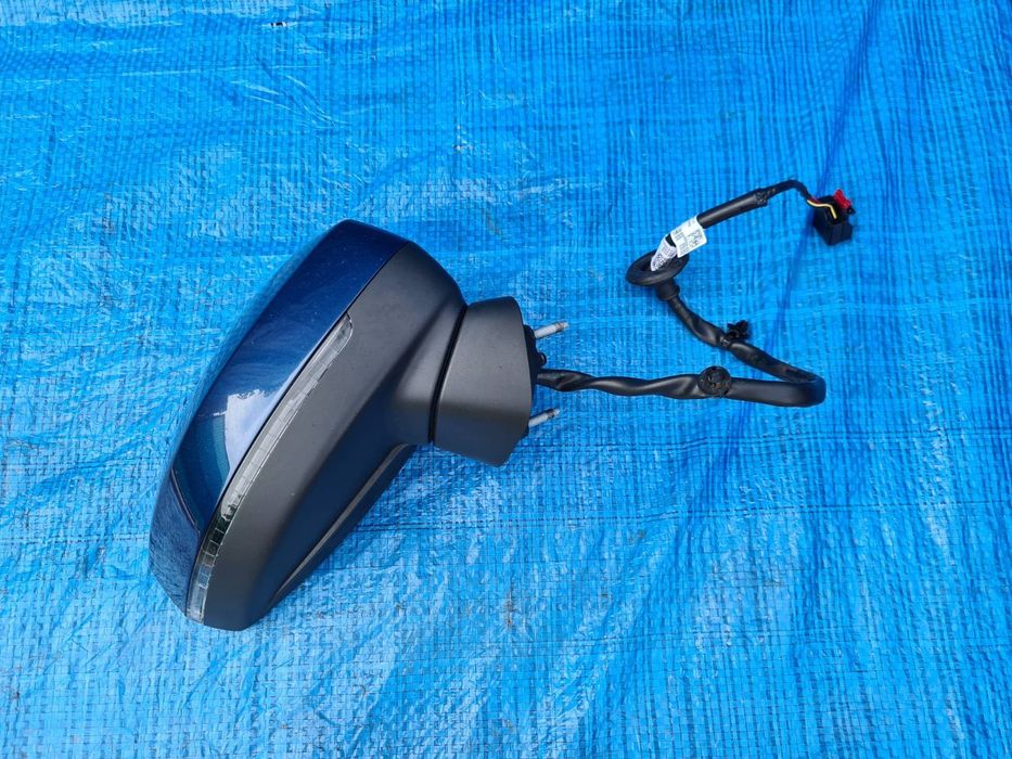 LUSTERKO prawe kompletne 6-PIN USA AUDI A3 8V5 SEDAN / oryginał LX5Q