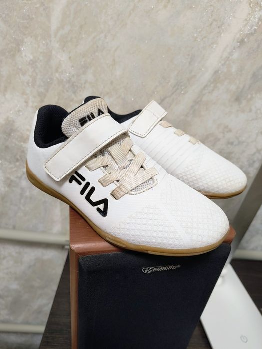 Оригінальні кросівки Fila в ідеальному стані