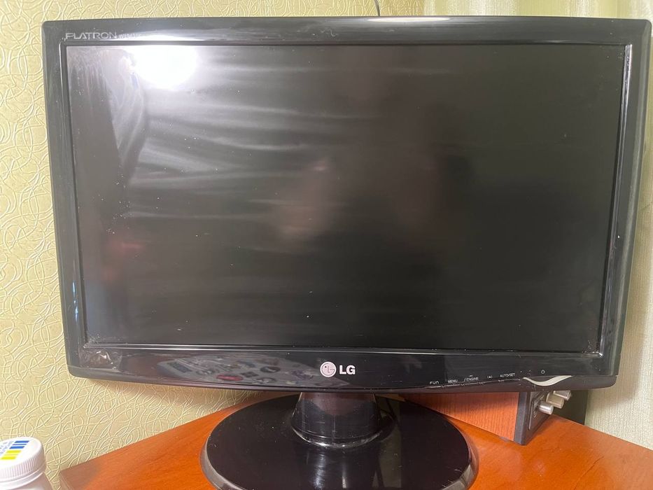 Продам монитор Lg 19