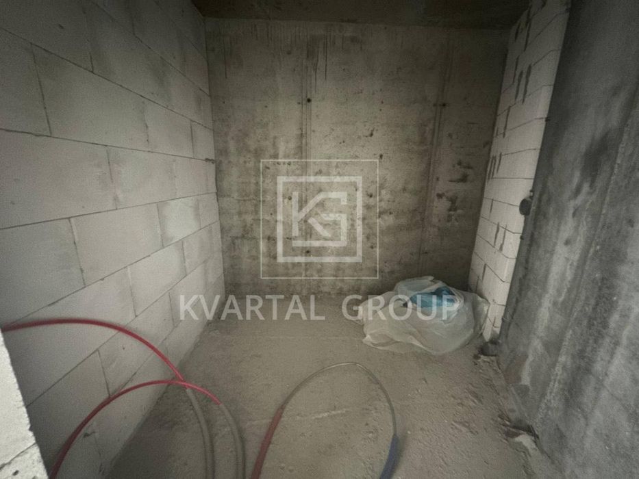 1к квартира під чистову, 43 м2. Топ локація, ЖК Центральний-2, Ірпінь