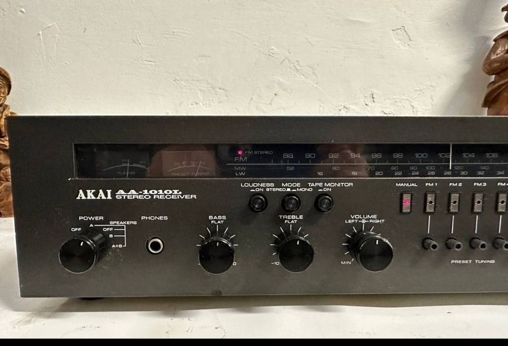 Stereo Amplituner Akai AA 1010L, Japan