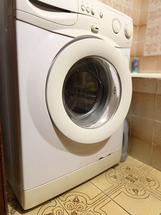 Стиральная машинка Beko Emotion 3458E