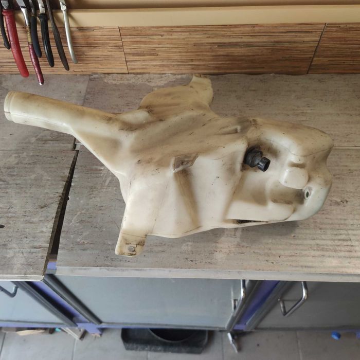 Бачки: Расширительный, ГУР, омывателя СААБ 9-5 (SAAB)