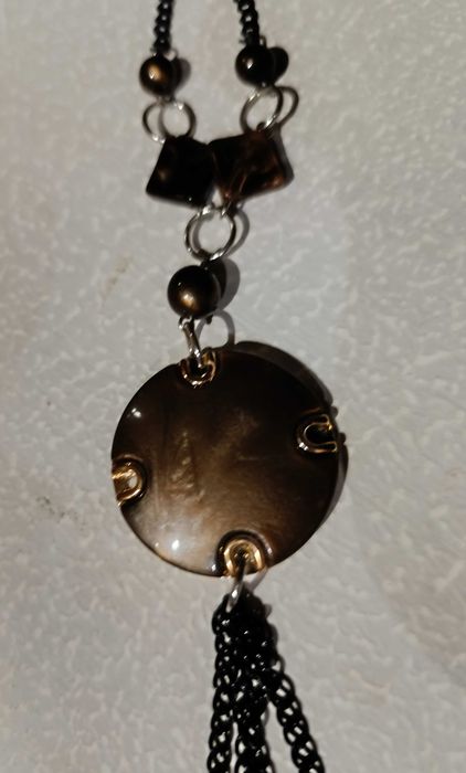 Colar comprido tons castanho bronzeado  brincos com pedra + Caixa