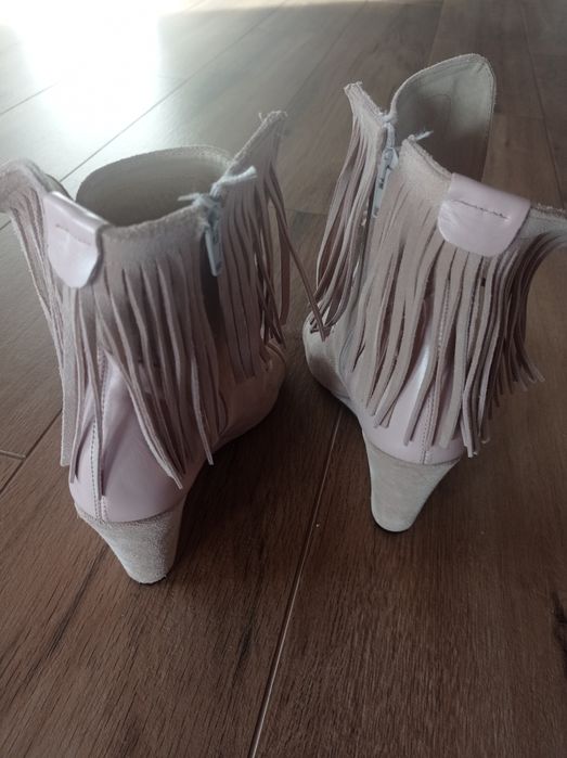 Buty botki Pudrowy róż A.Pisarek skóra  Zara 40