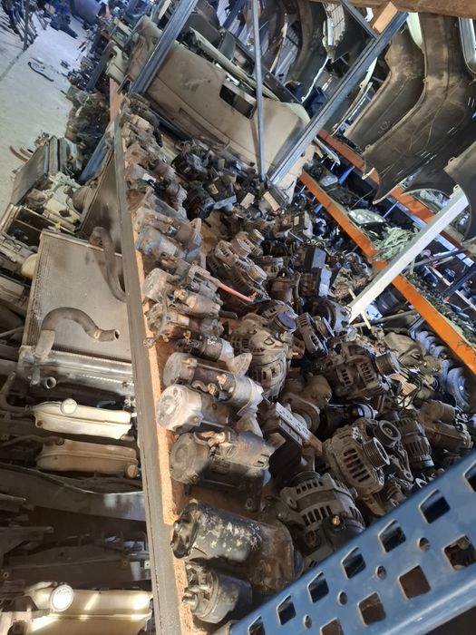 Тойота авенсіс 2,2  Стартер Рав 4 2,2