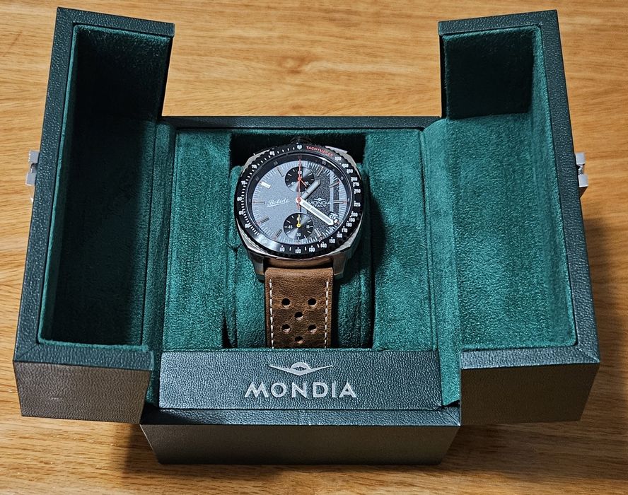 Zegarek mechaniczny Mondia Bolide