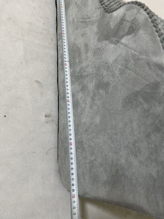 Ergonomiczna poduszka klinowa / oparcie do siedzenia – szara