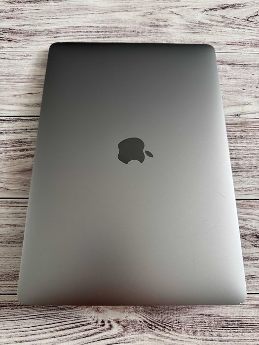 Apple MacBook Pro 2020 13" M1 / 16Gb / SSD 512Gb