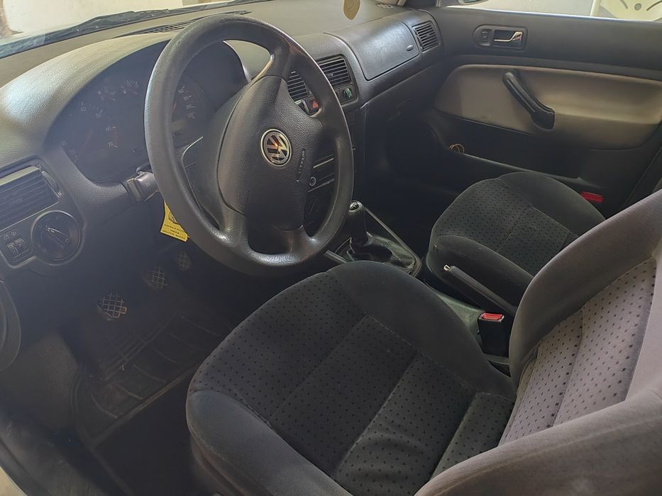 VW Golf 1.4i  Gasolina GPL A/C Bom estado