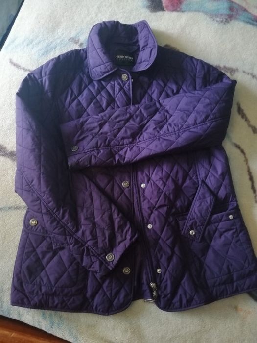 Vendo várias roupas de senhora por apenas 7€