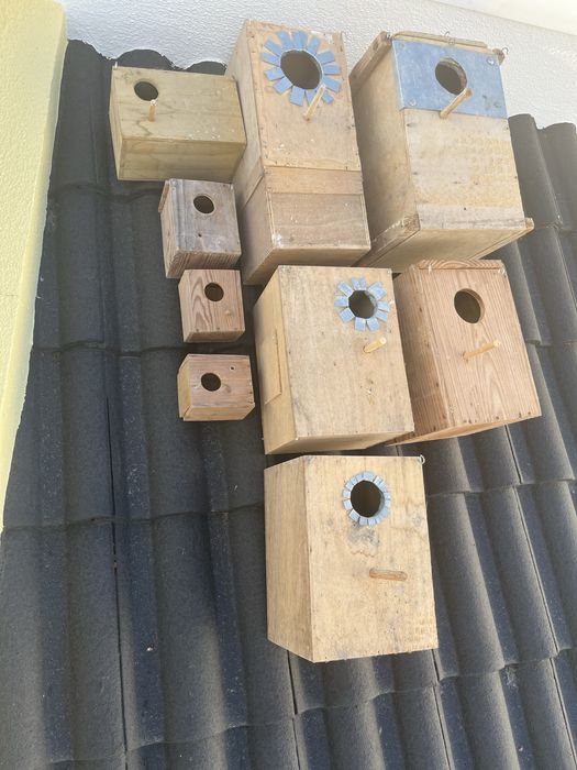 Lote 55€ vários ninhos madeira