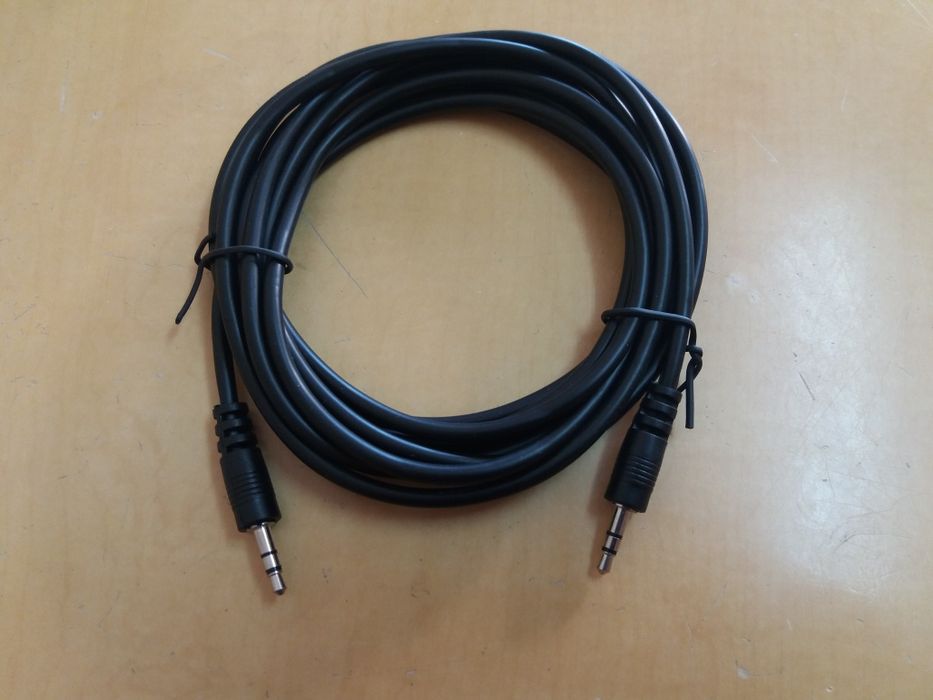 Cabo de áudio NOVO Jack 3.5 macho para 3.5 macho, 3 e 5 metros, entreg