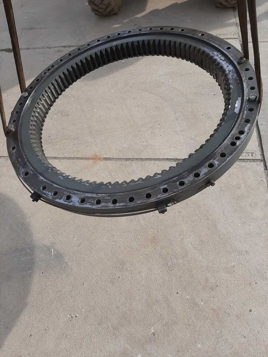 Łożysko obrotu do koparki Liebherr 924C