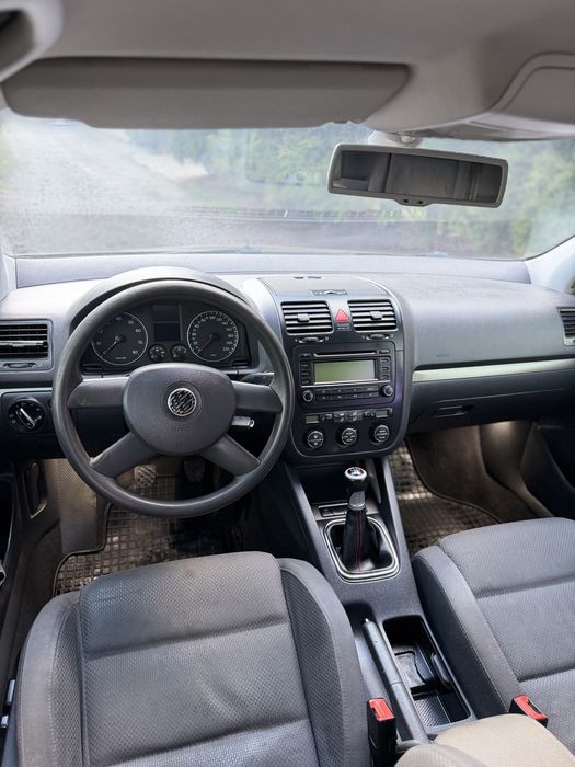 Гольф 5 ( 1.4 бензин,механіка) гарний стан!