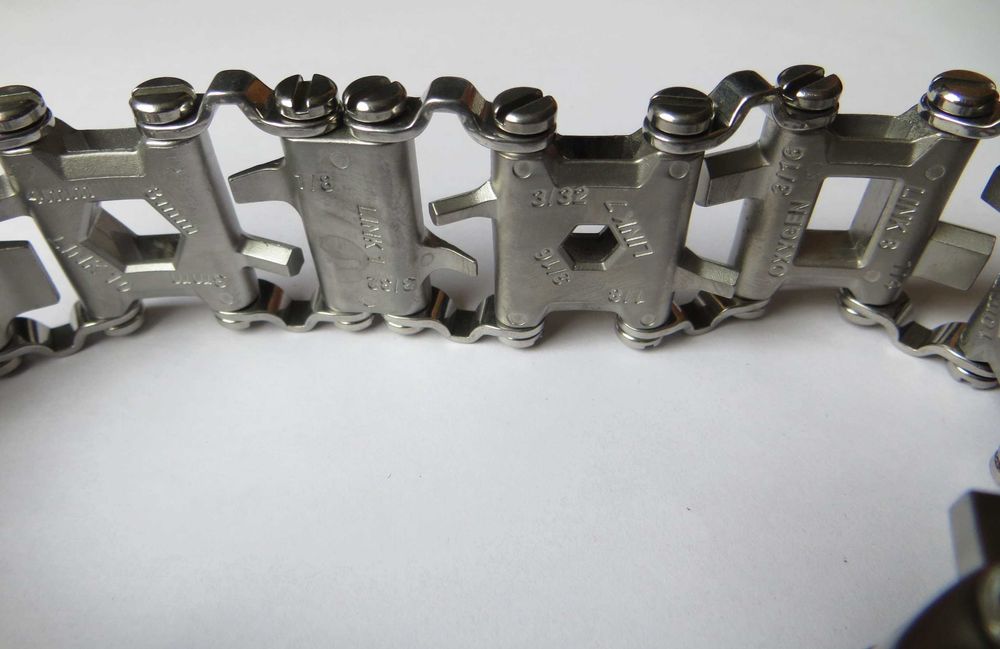 Bransoleta multitool 29 narzędzi   wzór Leatherman