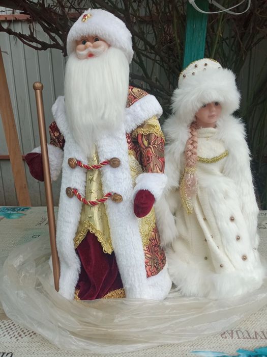 Игрушки новогодние.