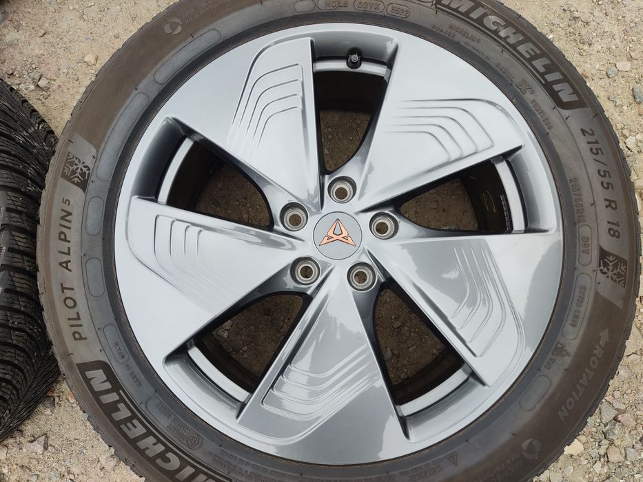 Komplet oryginalnych felg cupra 5x112 18 cali