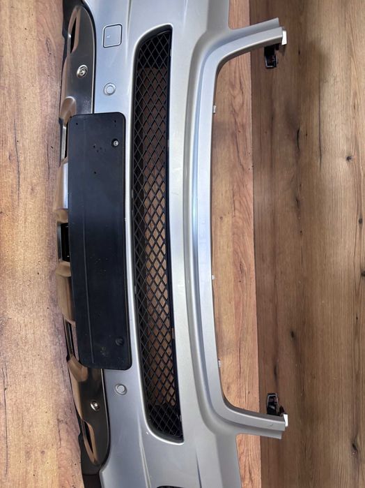 Zderzak przedni Mercedes ML W164 6xpdc kolor 775
