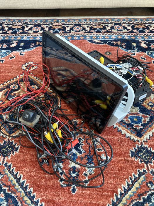 Câmara de marcha-atrás com tablet