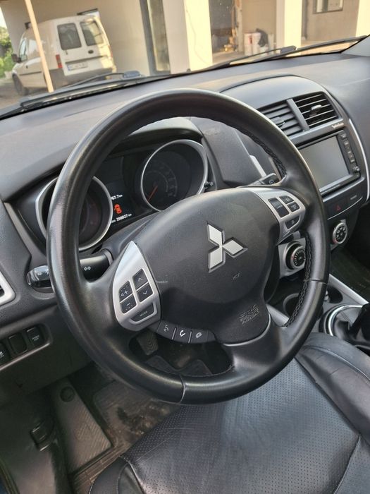 Mitsubishi ASX 2011 рік 1.8 дизель 300 000 пробігу