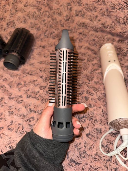 Фен-щітка Philips BHA735/00