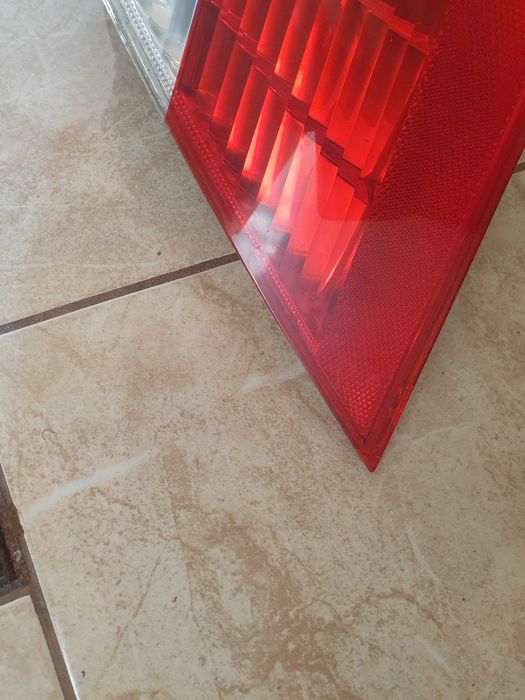 bmw e61 lampy tylne w błotniki przedlift