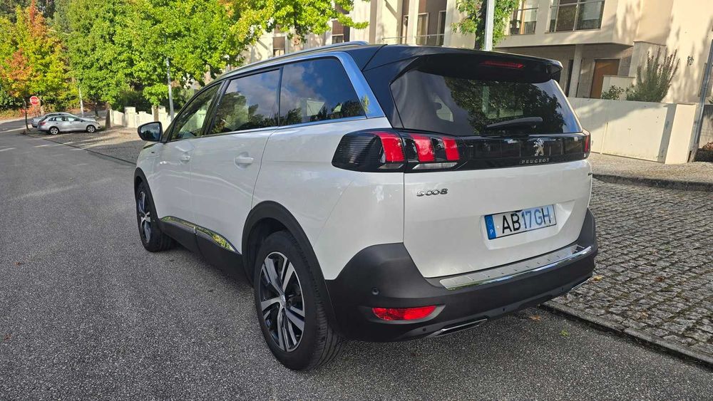 Peugeot 5008 1.5 BlueHDi GT Line EAT8 - 2020 — photo 4