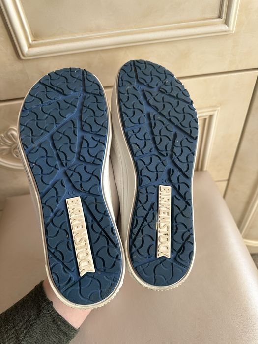 37 р Birkenstock професійні ударозахищені кросівки кеди