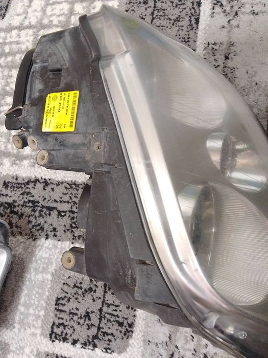 Фари на volkswagen caddy