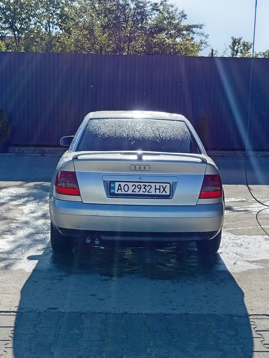 Ауді 2000 рік дізель 1і9