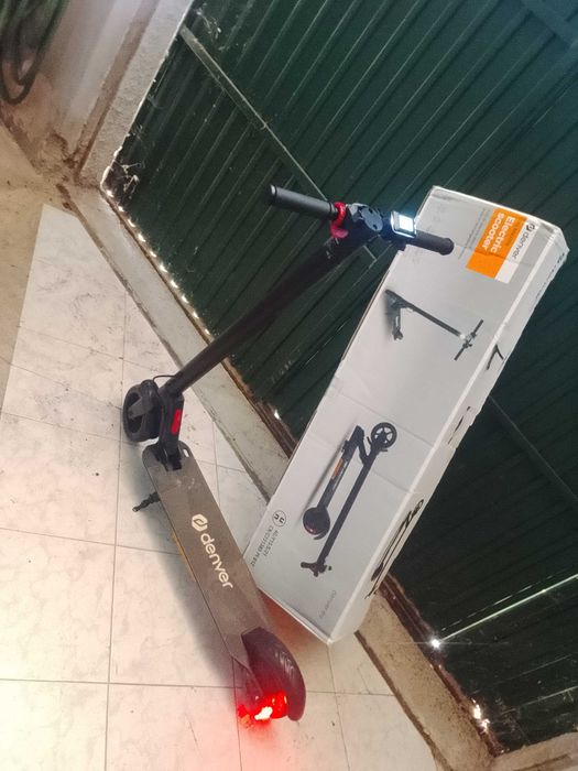 Trotinet elétrica semi-nova