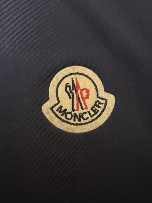 Футболка moncler