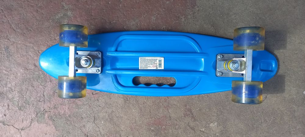 Скейт (пенні борт)