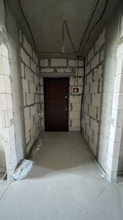 1 комнат. От строителей