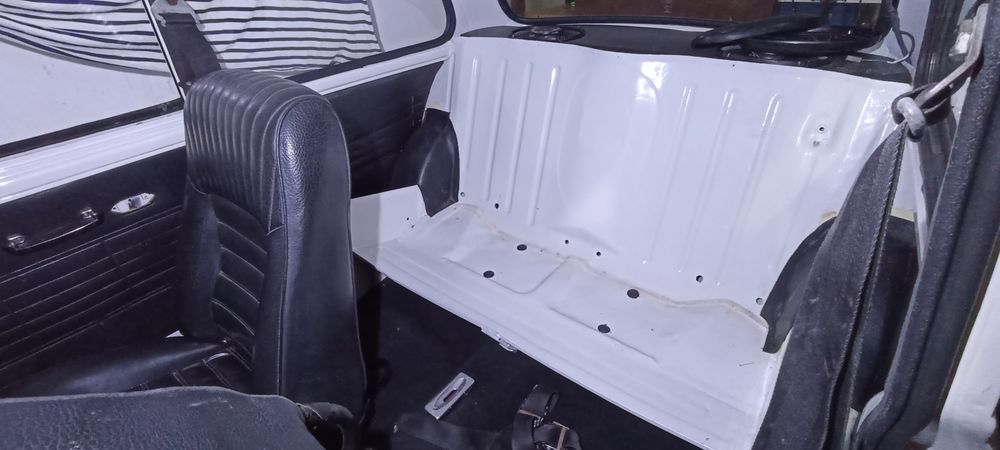 Mini 1000, de 1981, bom estado geral