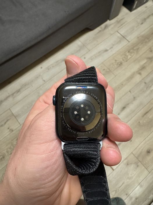 Apple watch s9 б/у 4/5